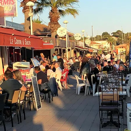 -piscine- Proche Bord De Et Centre Apartment *