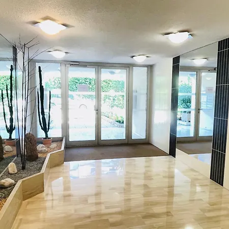 -piscine- Proche Bord De Et Centre Appartement