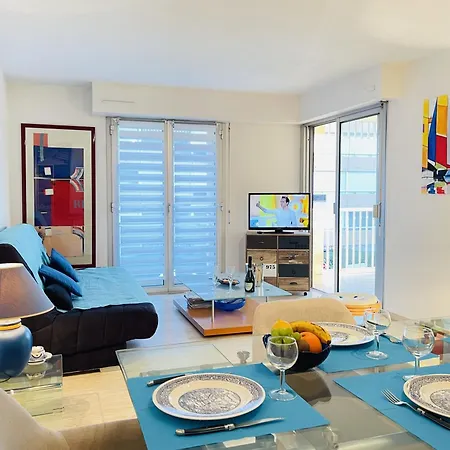 -piscine- Proche Bord De Et Centre *