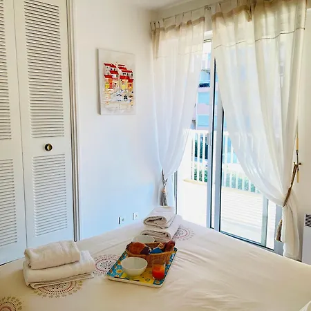 -piscine- Proche Bord De Et Centre *