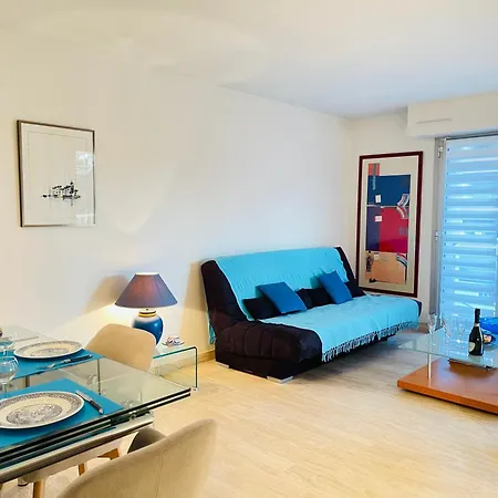 -piscine- Proche Bord De Et Centre