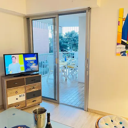 -piscine- Proche Bord De Et Centre *