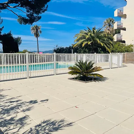 -piscine- Proche Bord De Et Centre *