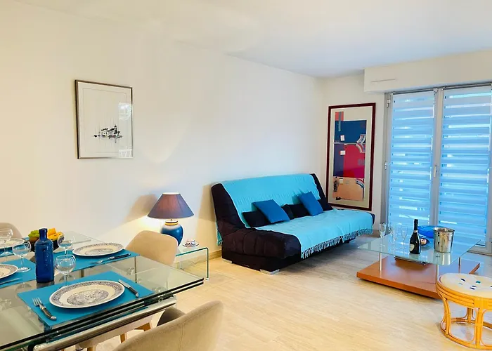 -piscine- Proche Bord De Et Centre