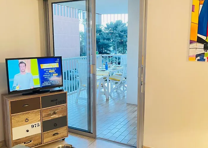 -piscine- Proche Bord De Et Centre *