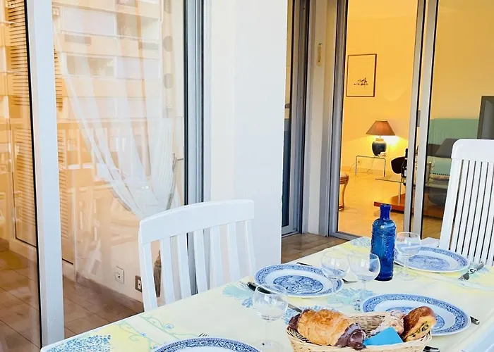 -piscine- Proche Bord De Et Centre Apartment Saint-Raphael (Var)